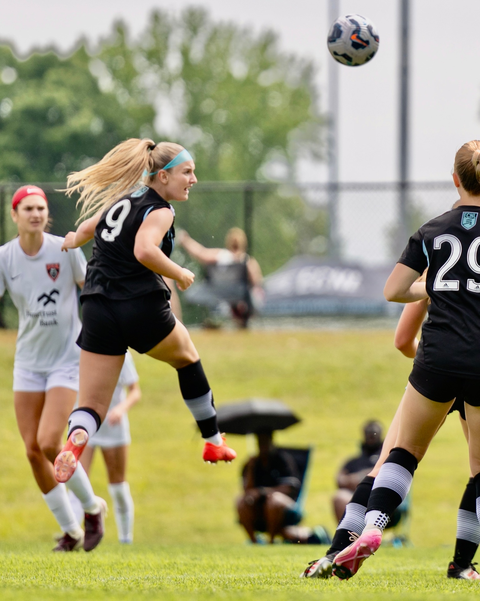 Everleigh Porter heading the ball